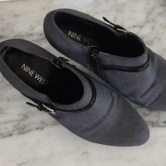 Nine West Grey Booties - size 6 - Picture 2 of 3